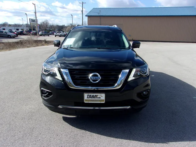 2018 Nissan Pathfinder SL