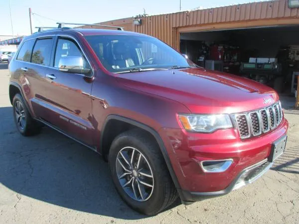 2018 Jeep Grand Cherokee Limited's photo