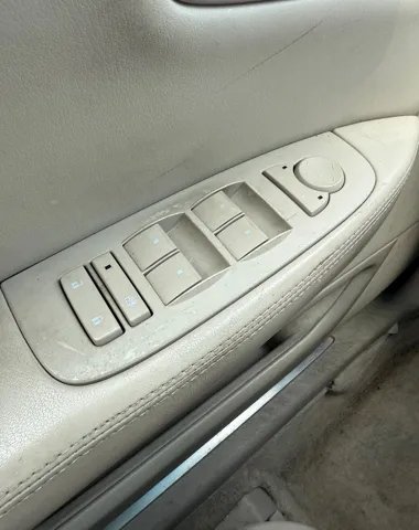 2007 Cadillac DTS V8 - Photo 17