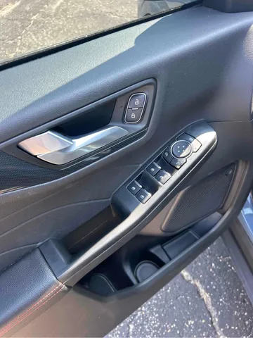 2024 Ford Escape ST-Line - Photo 8