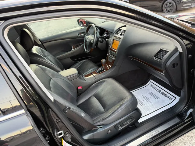 2010 Lexus ES 350 - Photo 14