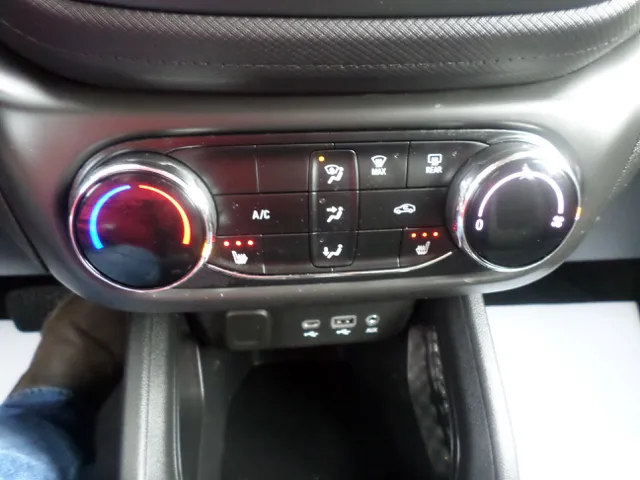 2022 Chevrolet Trailblazer LT - Photo 13