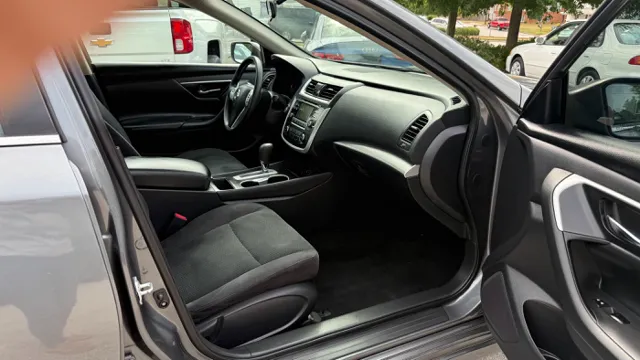 2017 Nissan Altima S - Photo 53