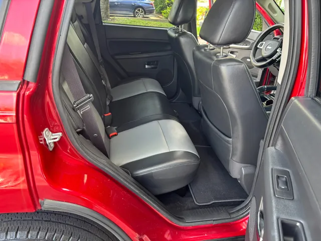 2010 Jeep Grand Cherokee Laredo - Photo 17
