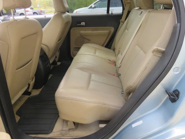 2008 Ford Edge Limited photo 17