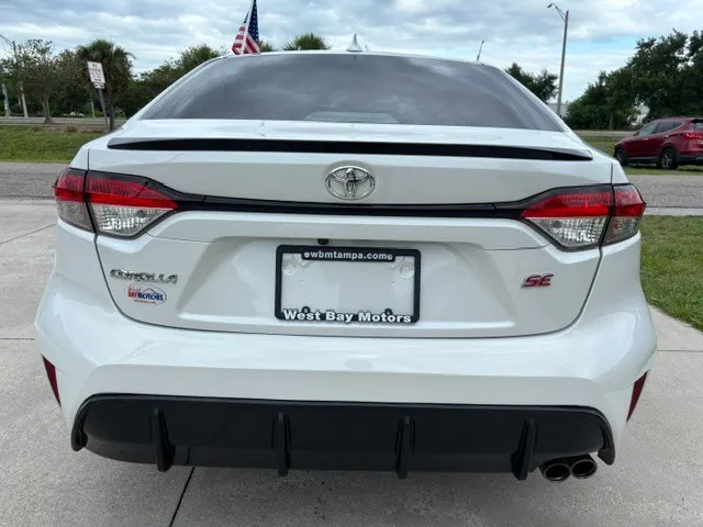 2023 Toyota Corolla SE - Photo 3