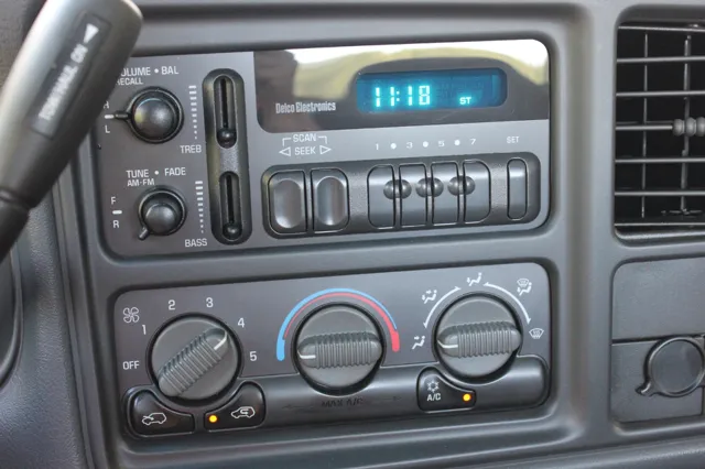 2002 GMC Sierra 1500 Standard - Photo 27
