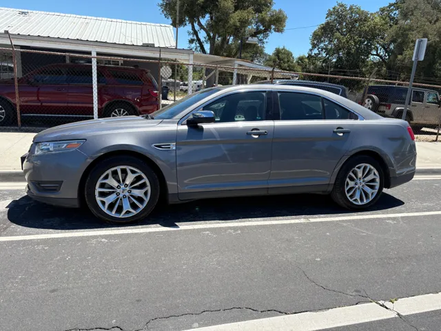 2013 Ford Taurus Limited FWD's photo