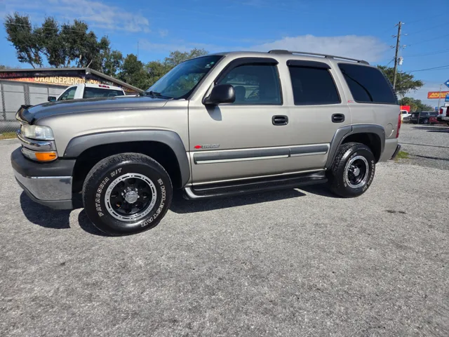 2003 Chevrolet Tahoe LS's photo