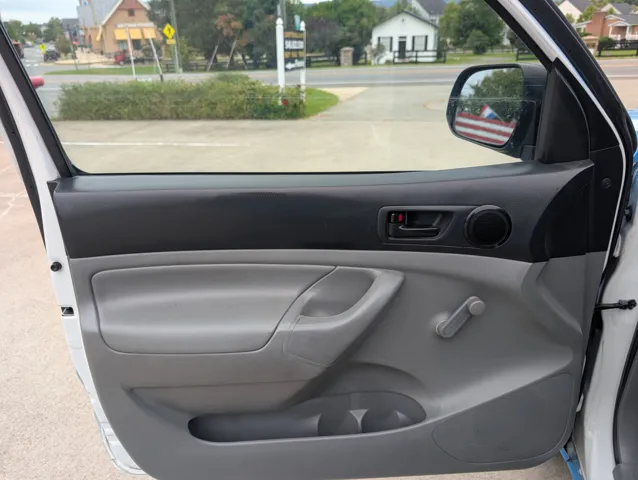 2014 Toyota Tacoma 9