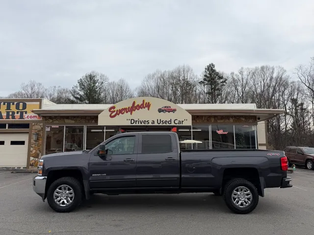2015 Chevrolet Silverado 2500HD LT's photo