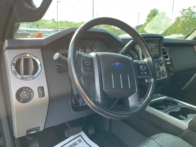 2015 Ford F-350 photo 17