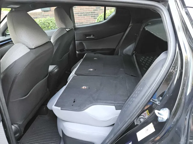 2019 Toyota C-HR XLE Limited photo 21