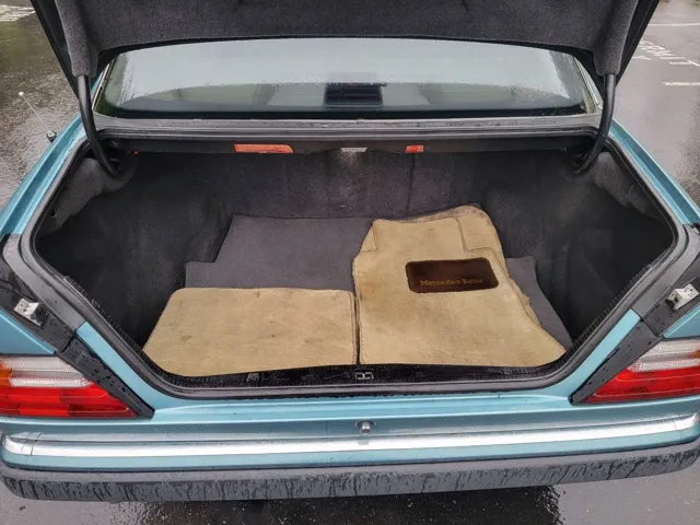 1991 Mercedes-Benz 300 - Photo 16