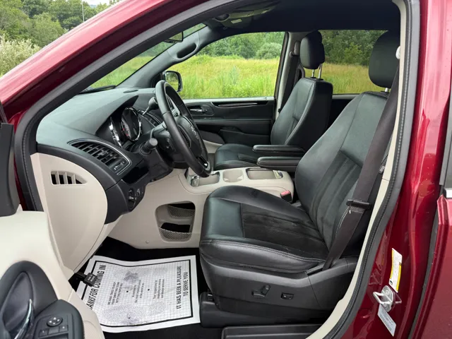 2017 Dodge Grand Caravan SXT - Photo 11