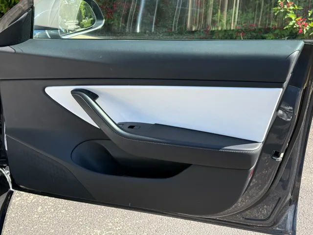 2018 Tesla Model 3 - Photo 24