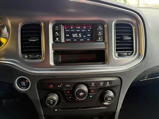 2012 Dodge Charger SE - Photo 13
