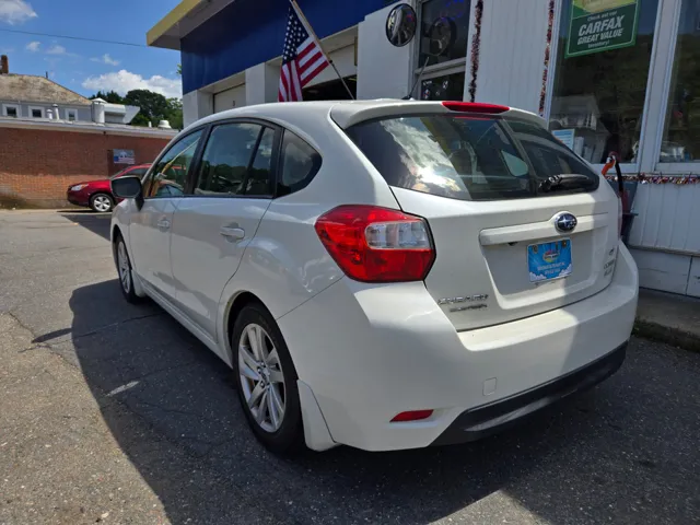 2015 Subaru Impreza Premium - Photo 9