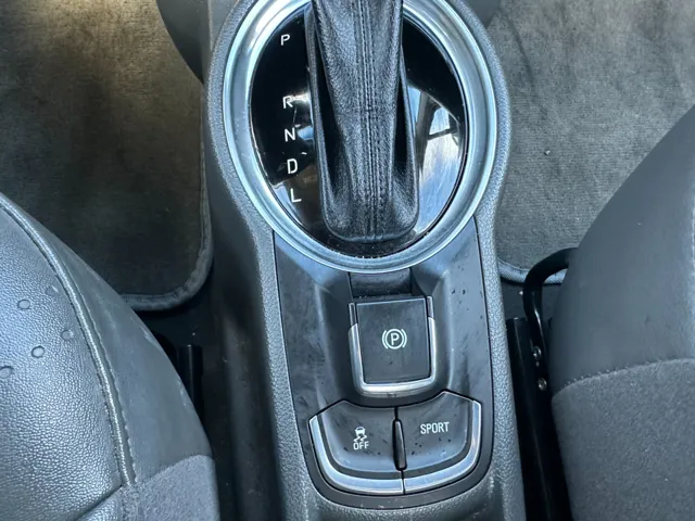 2016 Chevrolet Spark 2LT - Photo 19