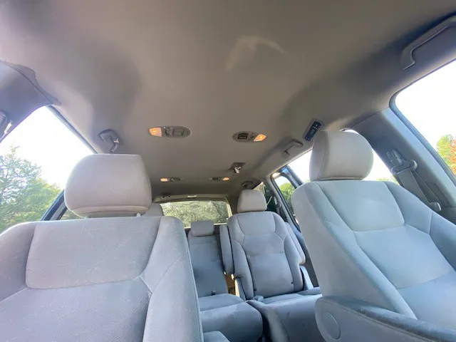 2010 Honda Odyssey EX photo 25