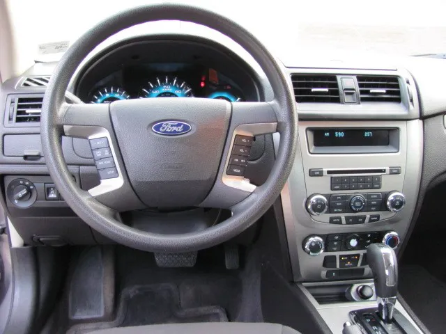 2010 Ford Fusion SE - Photo 14