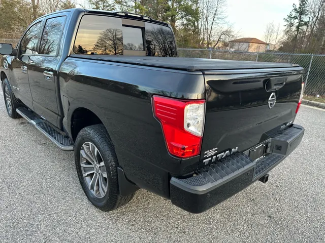 2017 Nissan Titan SL - Photo 45