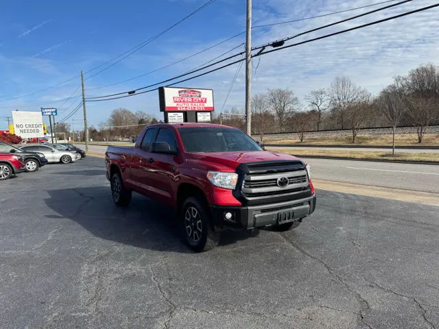 2015 Toyota Tundra SR5