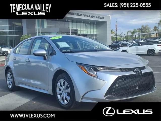 2022 Toyota Corolla LE's photo