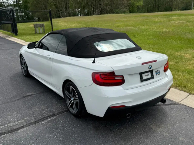 2015 BMW 2 Series M235i - Photo 9