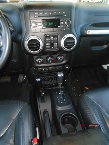 2015 Jeep Wrangler Unlimited Sahara - Photo 69