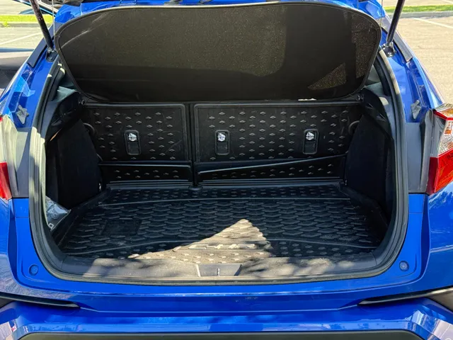 2021 Toyota C-HR XLE - Photo 27
