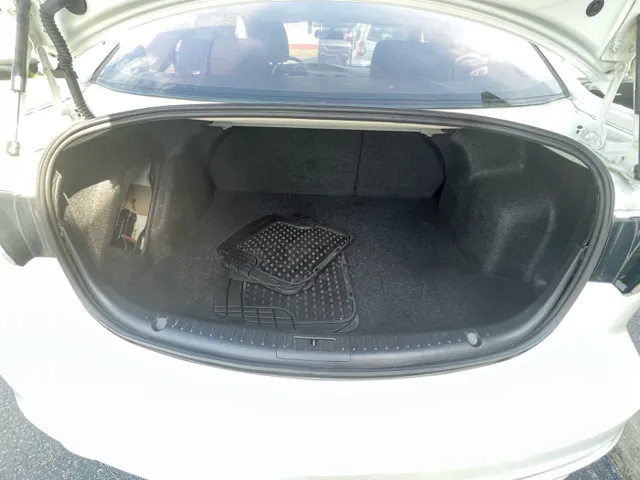 2010 Mazda MAZDA3 s Sport - Photo 13