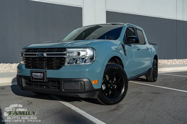 2022 Ford Maverick Lariat's photo