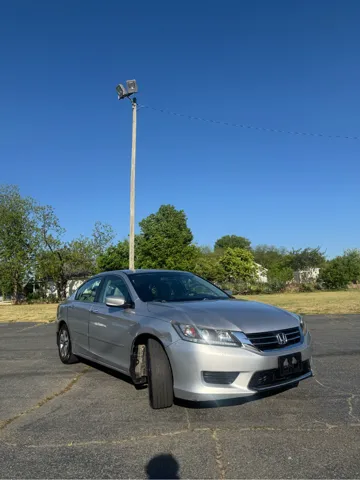 2013 Honda Accord LX - Photo 7