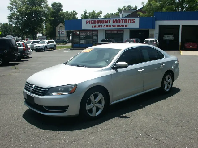 2013 Volkswagen Passat 2.5L SE w/Sunroof Auto PZEV's photo