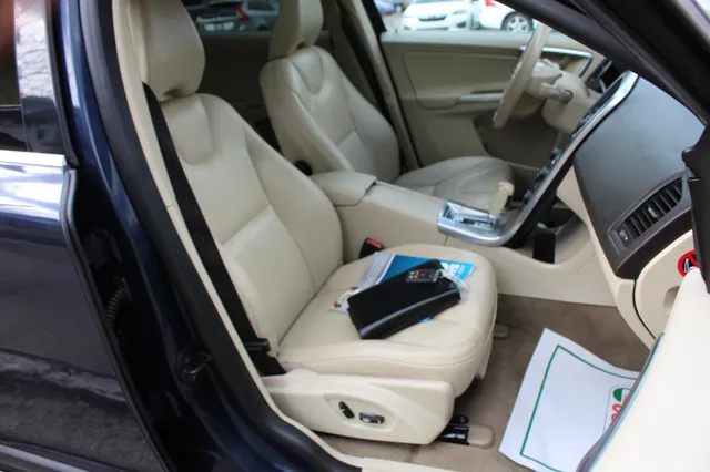 2012 Volvo XC60 3.2 - Photo 24