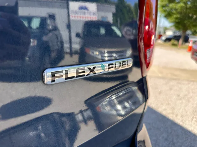2016 Ford Explorer XLT - Photo 21