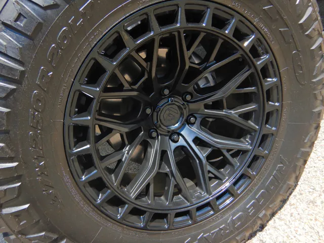 2022 Ford F-150 Raptor - Photo 18