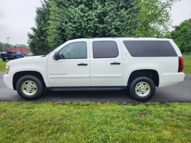 2008 Chevrolet Suburban 4WD 2500 w/LT's photo