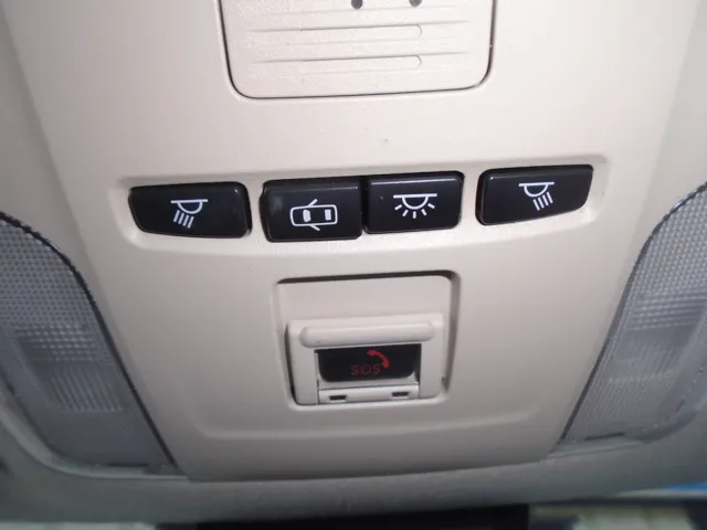 2021 Toyota Corolla LE - Photo 24