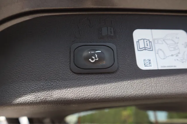 2017 Ford Escape Titanium - Photo 12