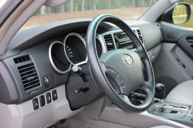 2009 Toyota 4Runner SR5 - Photo 22