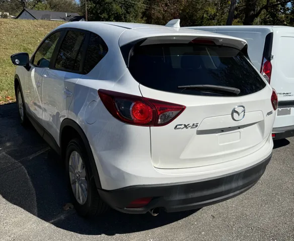 2014 Mazda CX-5 Touring photo 2