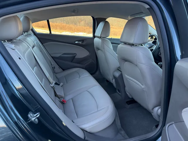 2017 Chevrolet Cruze Premier - Photo 18