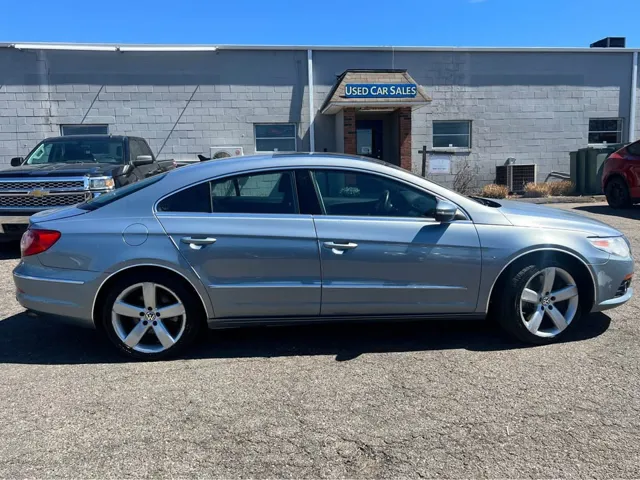 2010 Volkswagen CC VR6 4Motion