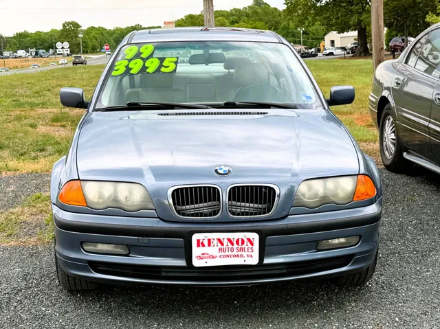 1999 BMW 3 Series 323I's photo