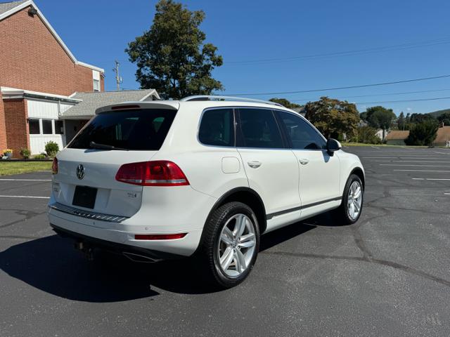2012 Volkswagen Touareg Executive TDI