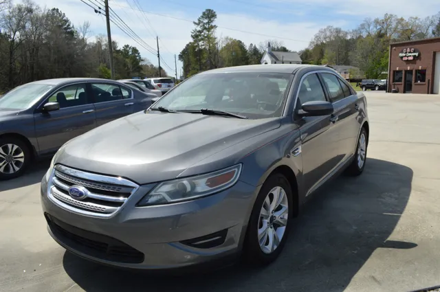2011 Ford Taurus SEL FWD's photo