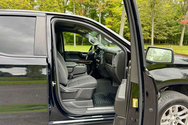 2021 Chevrolet Silverado 1500 LT - Photo 19