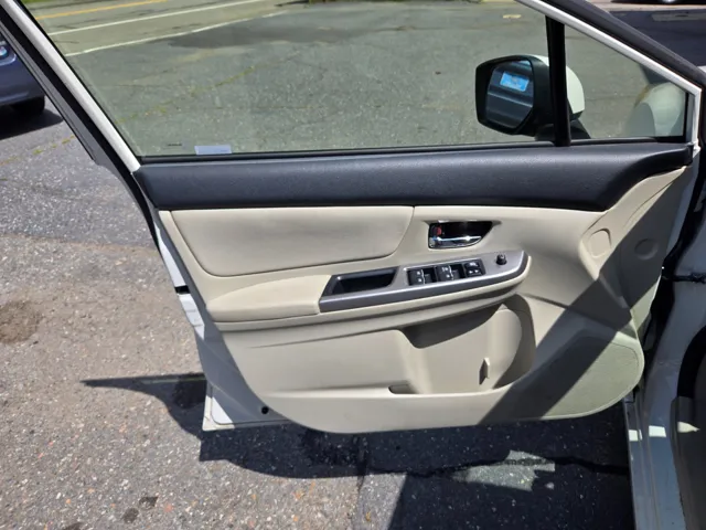 2015 Subaru Impreza Premium - Photo 34